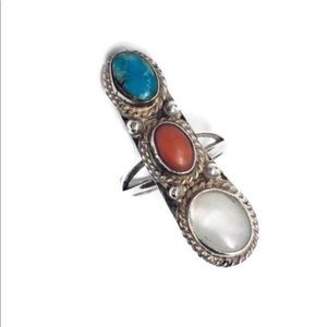 ✨VINTAGE✨Navajo Handcrafted Turquoise Coral MOP Ring:  Pinky Ring:  Size 5 1/2